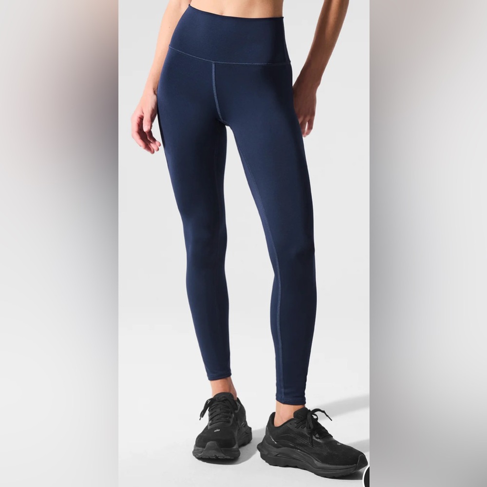 Alo High Waist Airlift Legging in Navy